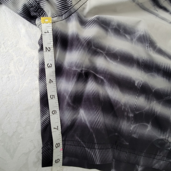 Men's Oakley Boardshorts Size 36 Trunks - Picture 8 of 13